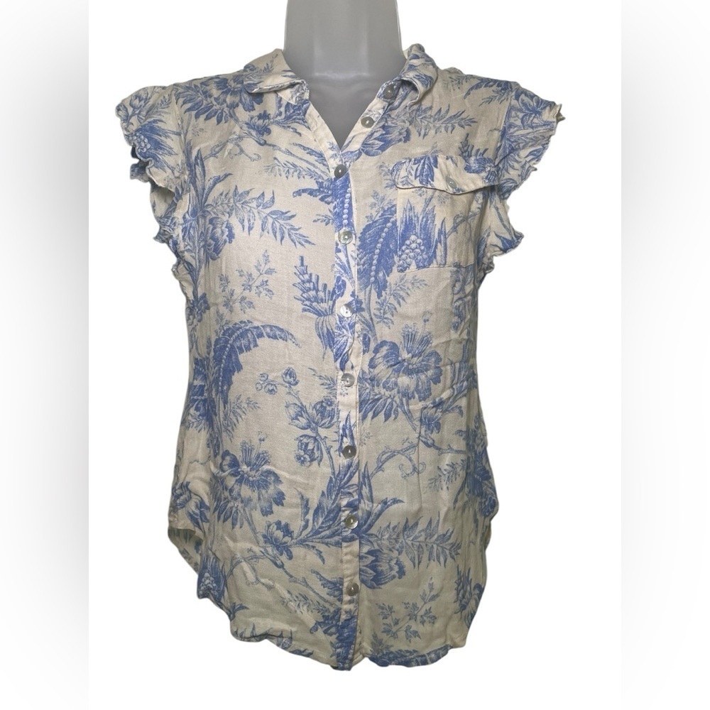 Chaser Toile Blue White Button Up Blouse Size Small